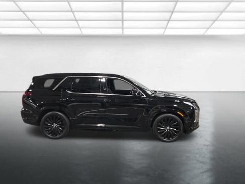 Used 2024 Hyundai Palisade Calligraphy AWD/4WD image 3