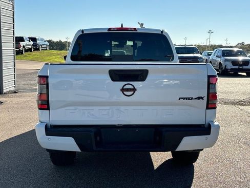 Used 2024 Nissan Frontier PRO-4X w/ Technology Package image 5