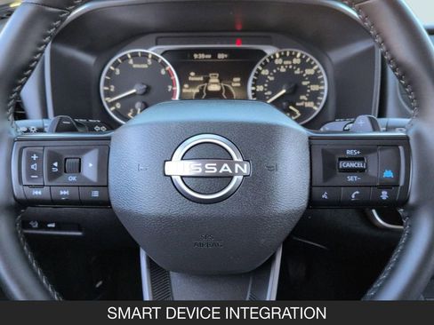 Certified 2025 Nissan Rogue SV FWD image 12