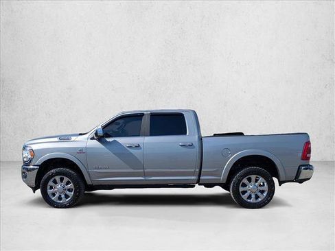 Used 2022 RAM 2500 Limited AWD/4WD image 8