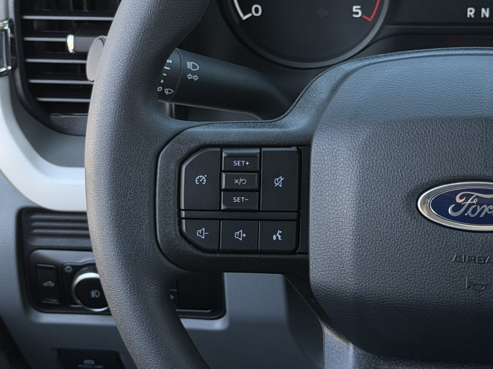 New 2026 Ford F350 XL w/ STX Appearance Package AWD/4WD image 15