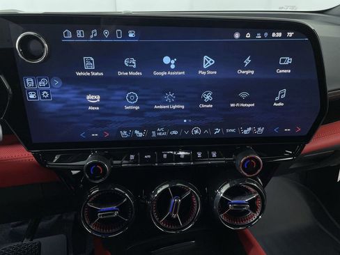 New 2025 Chevrolet Blazer EV RS image 14