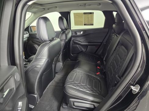 Used 2024 Ford Escape SE w/ PHEV Premium Package image 18