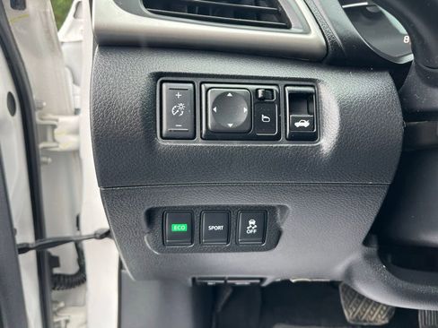 Used 2016 Nissan Sentra S w/ Protection Package FWD image 12