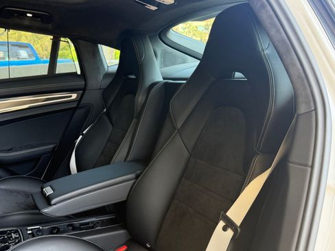 Certified 2023 Porsche Panamera GTS AWD/4WD image 16