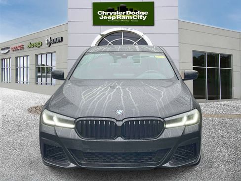 Used 2023 BMW M550i xDrive w/ Executive Package image 2