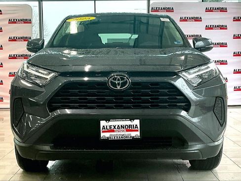 Used 2025 Toyota RAV4 LE image 3