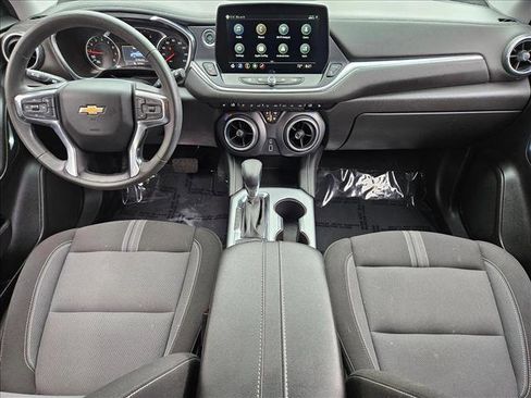 Used 2025 Chevrolet Blazer LT FWD image 16