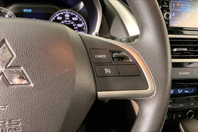 Used 2019 Mitsubishi Eclipse Cross ES AWD/4WD image 6