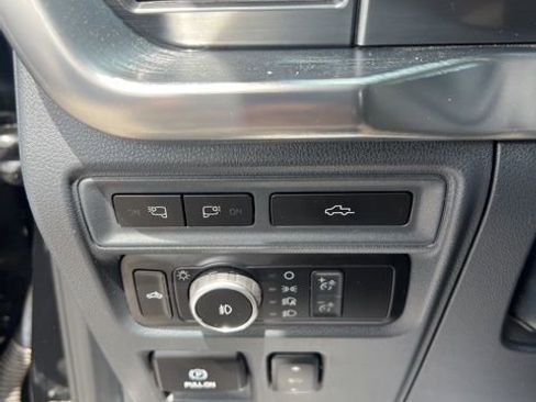 Used 2023 Ford F150 Lariat w/ Equipment Group 502A High image 17