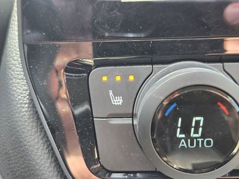 Used 2024 Toyota Grand Highlander XLE FWD image 24