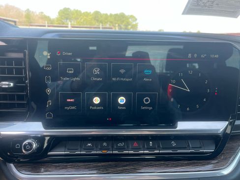 Used 2023 GMC Sierra 1500 Elevation w/ X31 Off-Road Package image 16