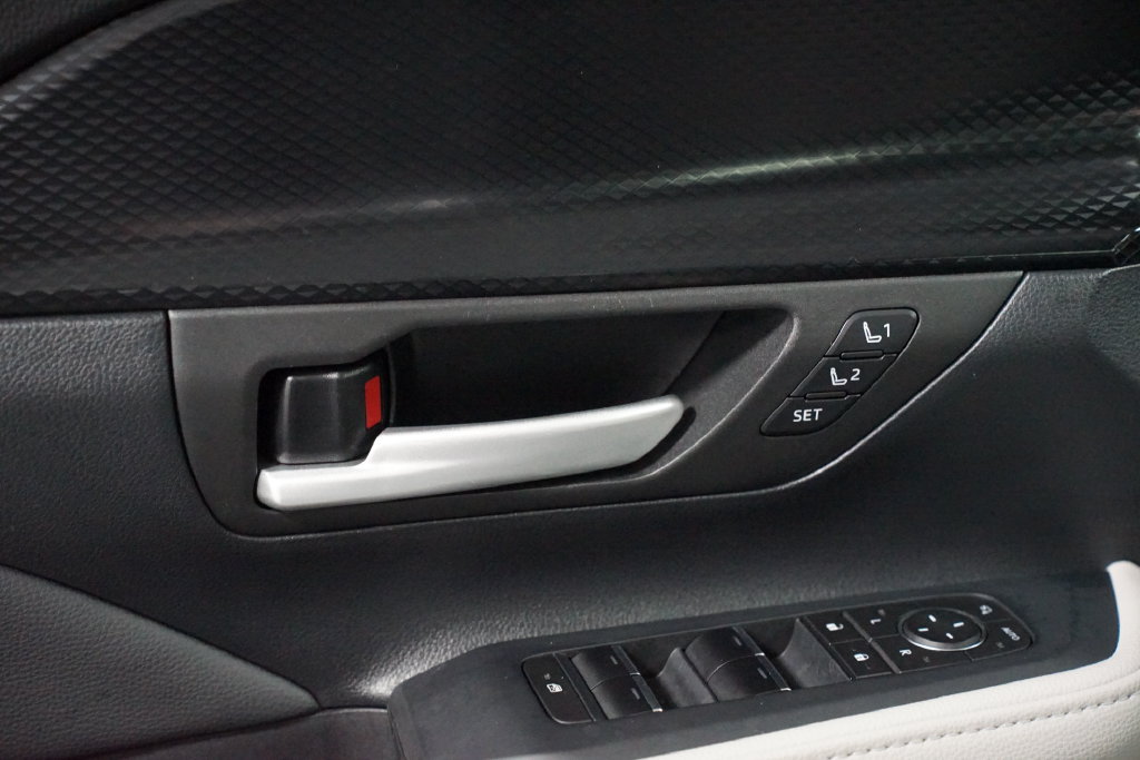 Used 2026 Toyota Grand Highlander AWD Hybrid image 34