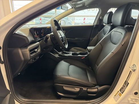 New 2026 Kia K4 EX image 13