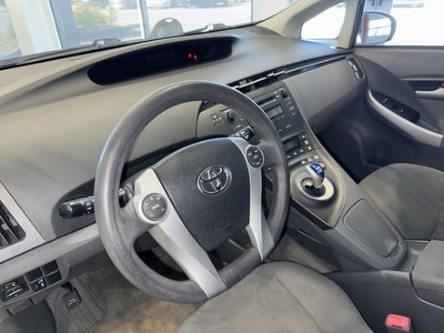 Used 2011 Toyota Prius Two image 19