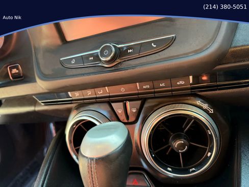 Used 2017 Chevrolet Camaro LT image 28