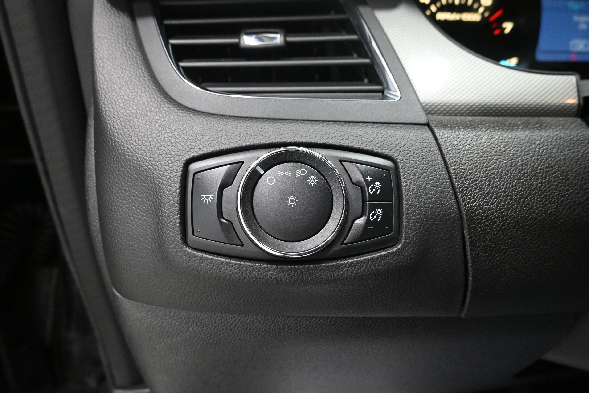 Used 2014 Ford Edge SEL AWD/4WD image 7