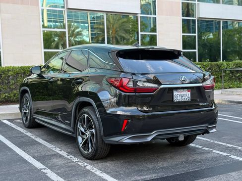 Used 2018 Lexus RX 450h AWD w/ Luxury Package image 3