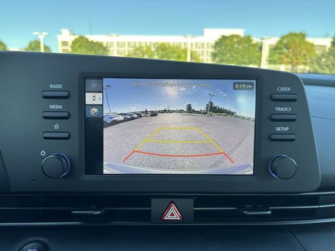 Certified 2025 Hyundai Elantra Sport image 20