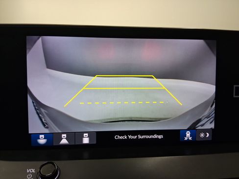 Used 2025 Honda Accord Sport image 30