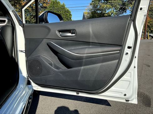 Certified 2025 Toyota Corolla SE image 21