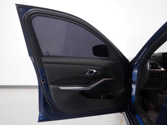 Used 2024 BMW 330i Sedan w/ Premium Package RWD image 60