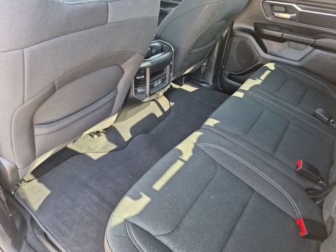 Used 2025 RAM 1500 Big Horn AWD/4WD image 34