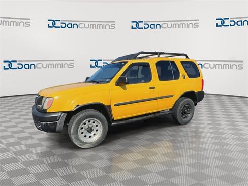 Used 2000 Nissan Xterra XE image 4