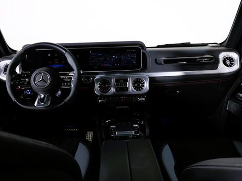 Used 2025 Mercedes-Benz G 63 AMG 4MATIC image 42