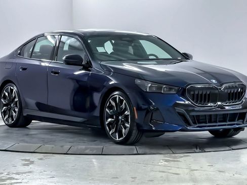 New 2027 BMW i5 eDrive40 w/ M Sport Package RWD image 9