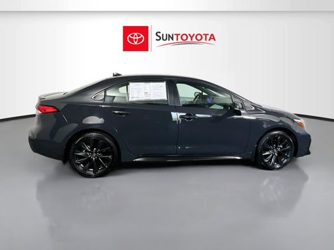 Used 2026 Toyota Corolla SE FWD image 2