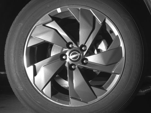 Used 2025 Nissan Rogue SV FWD image 13