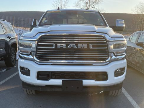Used 2024 RAM 2500 Laramie w/ Safety Group image 7