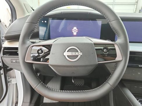 Used 2025 Nissan Murano SL w/ Cargo Package AWD/4WD image 25