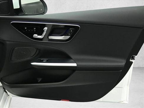 Used 2025 Mercedes-Benz C 300 4MATIC Sedan image 28