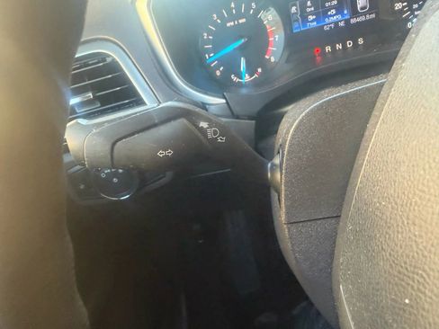 Used 2014 Ford Fusion SE image 18