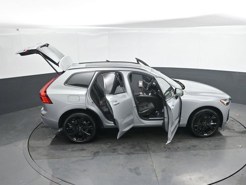 New 2026 Volvo XC60 T8 Ultra w/ Climate Package AWD/4WD image 45