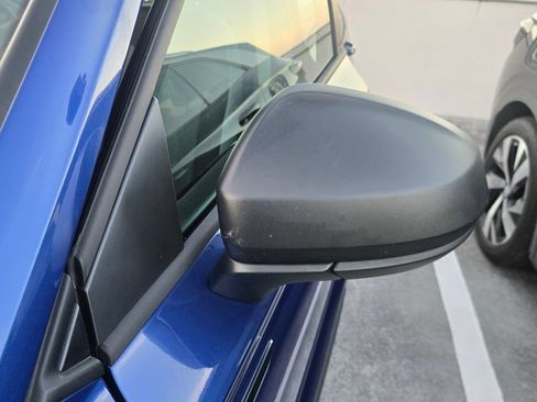 Used 2024 Volkswagen Taos S FWD image 8