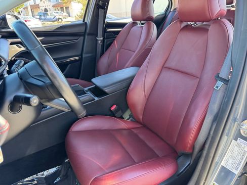 Used 2023 MAZDA MAZDA3 s image 18