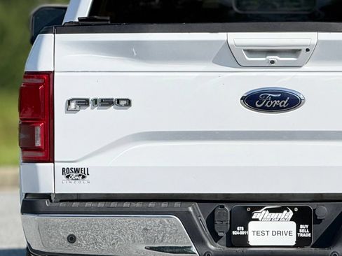 Used 2015 Ford F150 Lariat w/ Equipment Group 501A Mid RWD image 16