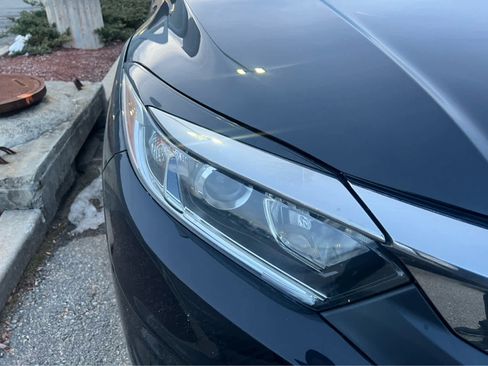 Used 2020 Honda HR-V LX image 2