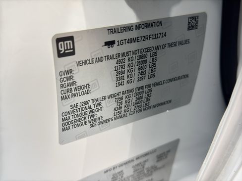 Used 2024 GMC Sierra 2500 SLE w/ SLE Value Package; AWD/4WD image 39