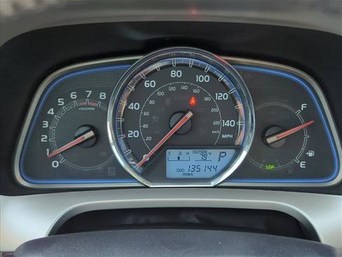 Used 2015 Toyota RAV4 Limited w/ Technology Package FWD image 12