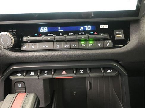 Certified 2025 Toyota Tundra TRD Pro image 32