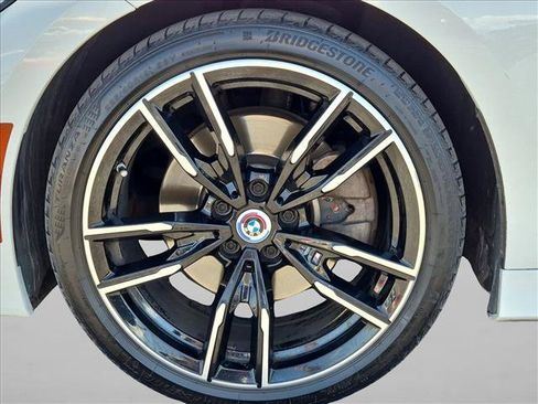 Used 2021 BMW 330i Sedan w/ M Sport Package RWD image 25