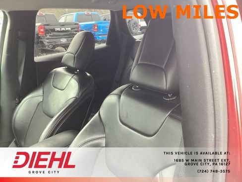 Used 2019 Jeep Cherokee Latitude Plus w/ Cold Weather Group image 18