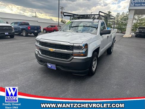 Used 2017 Chevrolet Silverado 1500 W/T RWD image 2