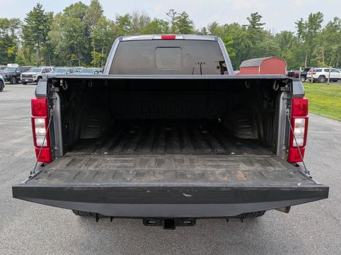 Used 2022 Ford F350 Lariat w/ Lariat Value Package AWD/4WD image 10