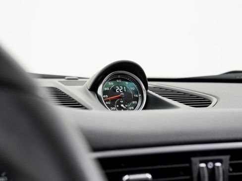 Used 2014 Porsche 911 Carrera image 14