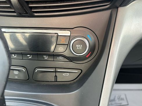 Used 2015 Ford Escape SE w/ Equipment Group 201A image 29